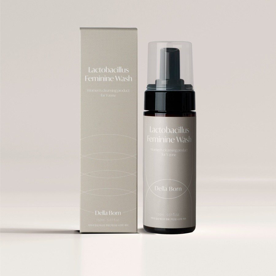 After: retouched Feminine bottle and box